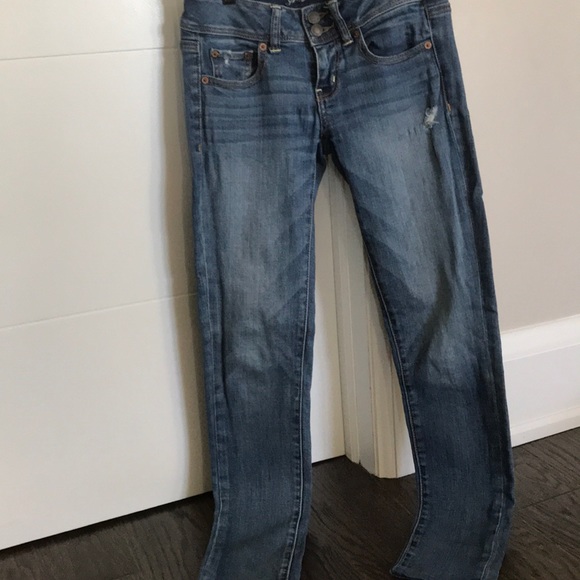 Women’s American Eagle Skinny Jeans - Picture 1 of 6